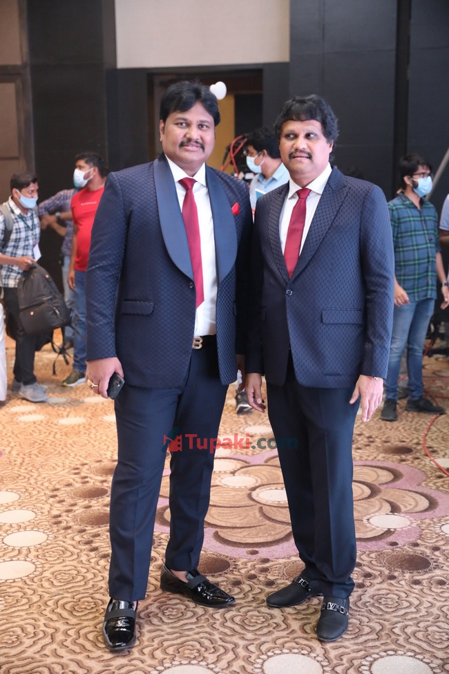 Mahesh Babu as BIG C mobiles Brand Ambassador event photos